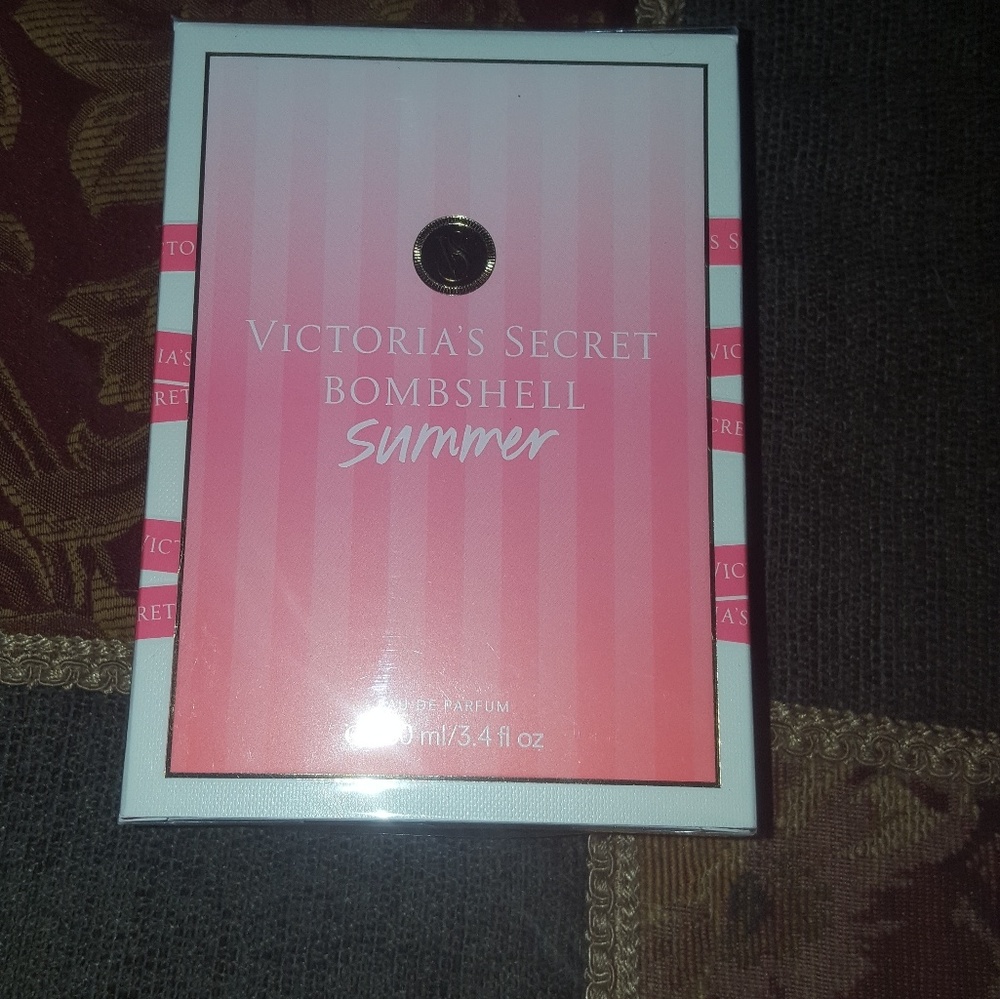 VS Bombshell Summer